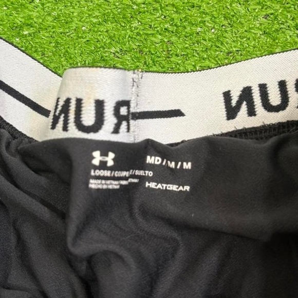 Under Armour Women's Size M Running Shorts Pockets Sporty Active - Picture 5 of 7